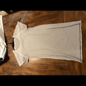 Lululemon T shirt